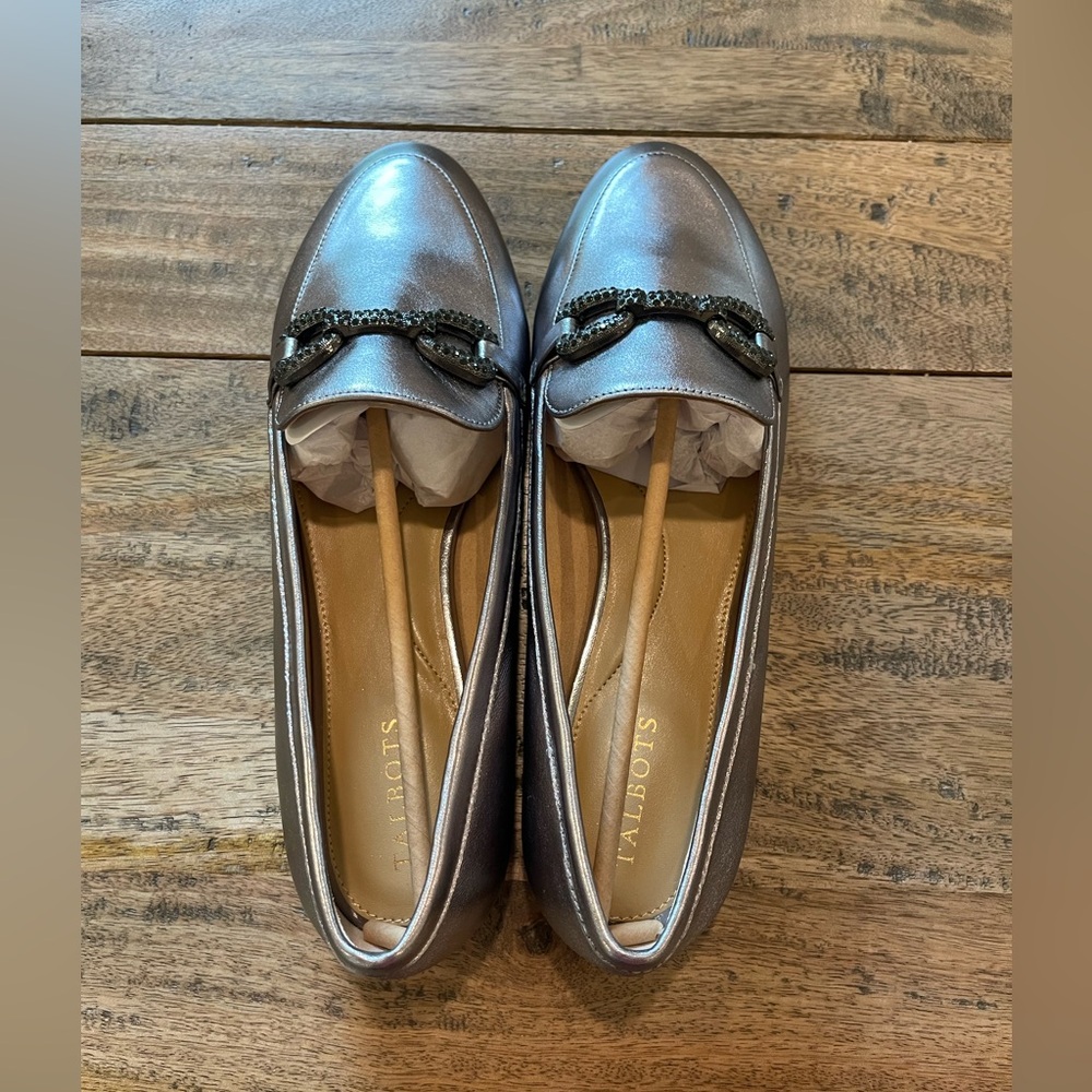 NWOT Talbots Gunmetal Leather Loafers for Women. Size 10.5 - Picture 2 of 3